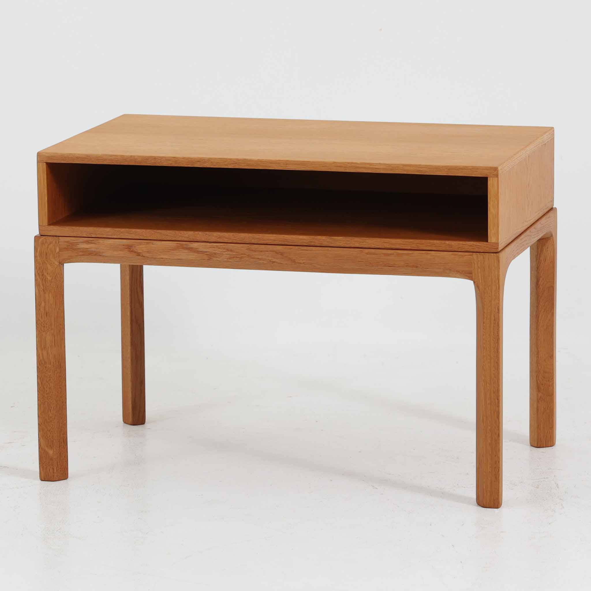 サイドテーブル・ナイトテーブル・ローテーブル Kai Kristiansen Teak