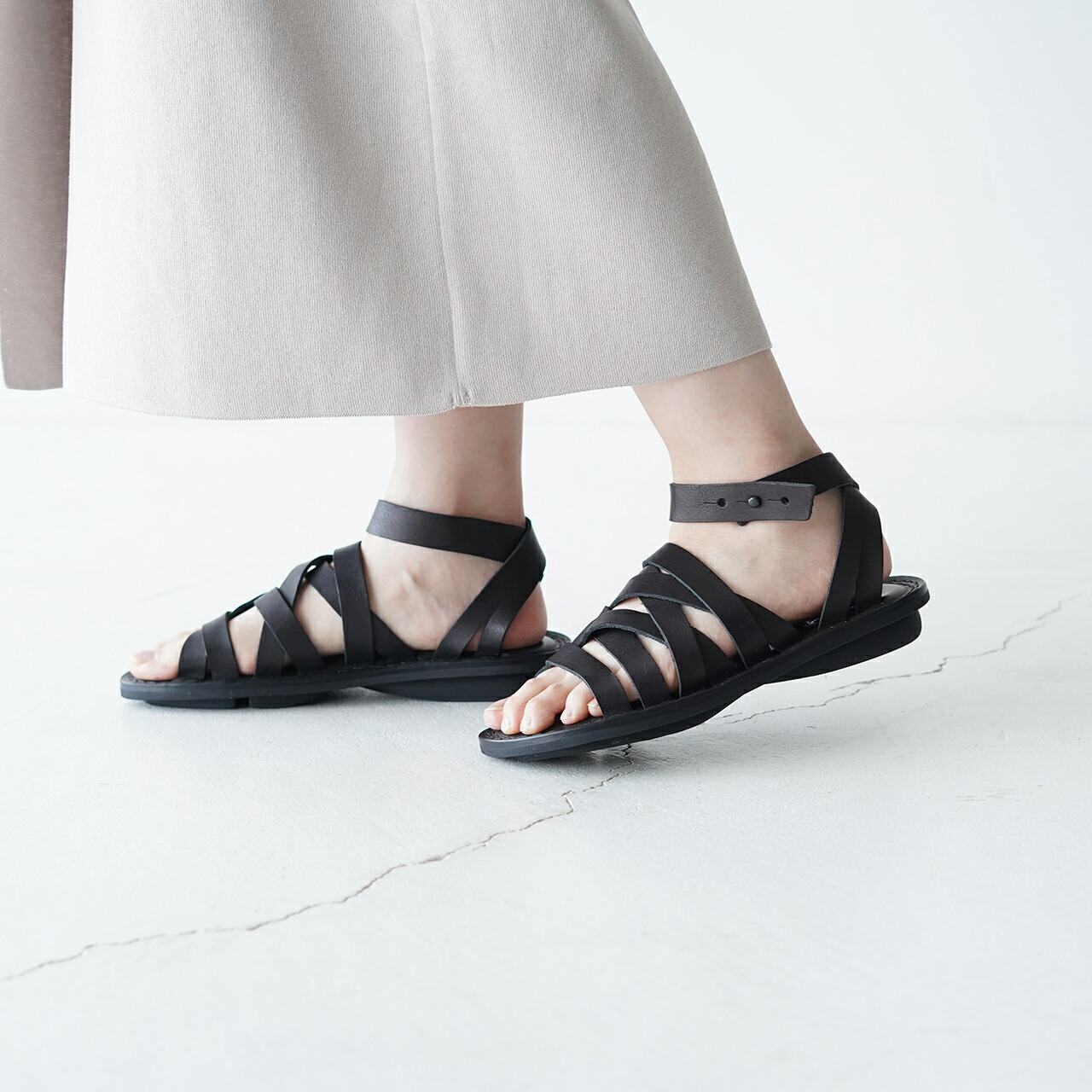 楽天市場】トリッペン trippen ネパール NEPAL サンダル