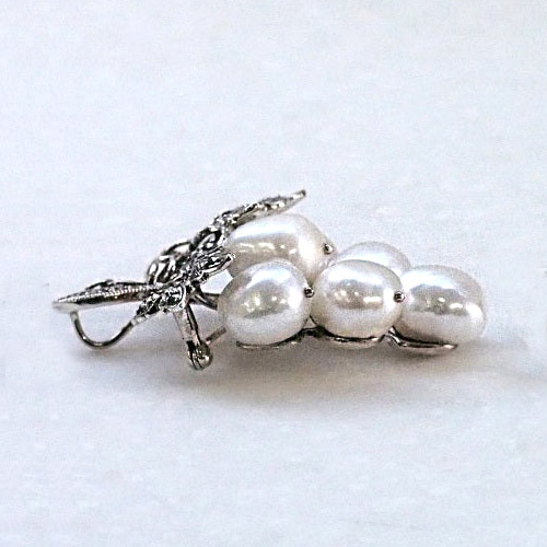 楽天市場】【碌山】 バロックパール 葡萄 ブローチ&ペンダントトップ