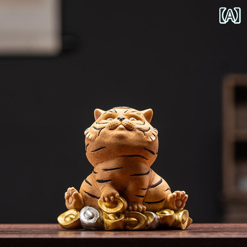 楽天市場】置物トラ タイガー 陶器 立体 イエロー レッド インゴット