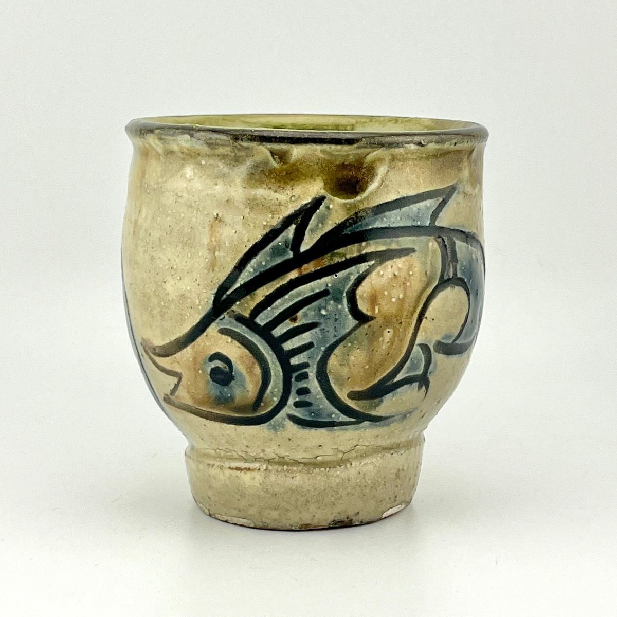 楽天市場】壺屋焼 人間国宝 金城次郎作 魚海老文湯呑（笑う魚