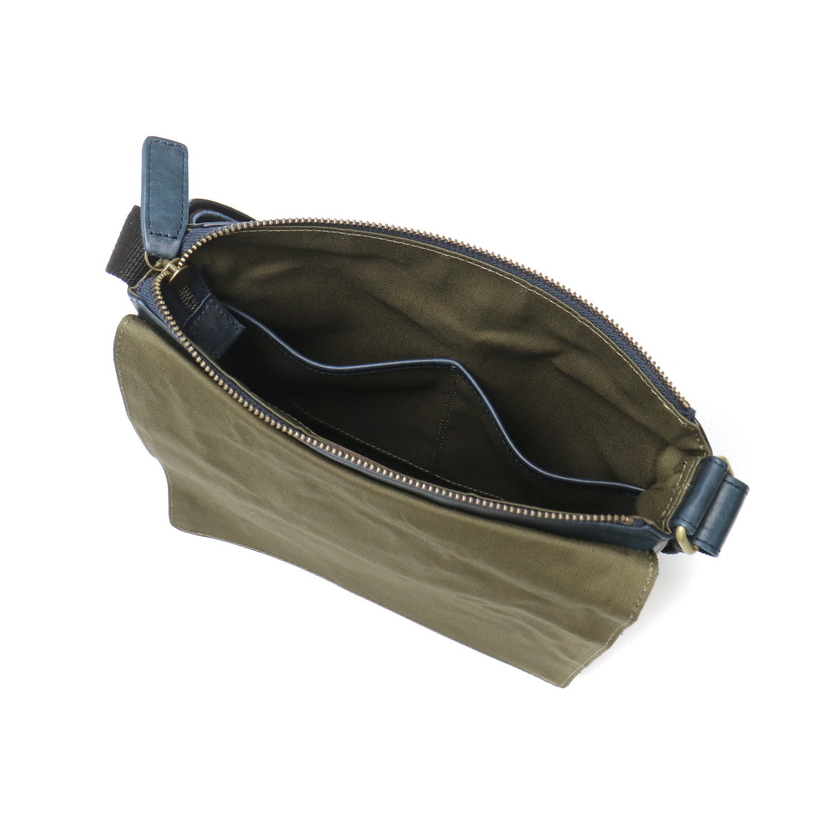 楽天市場】キーホルダー&ノベルティ付 ダコタブラックレーベル