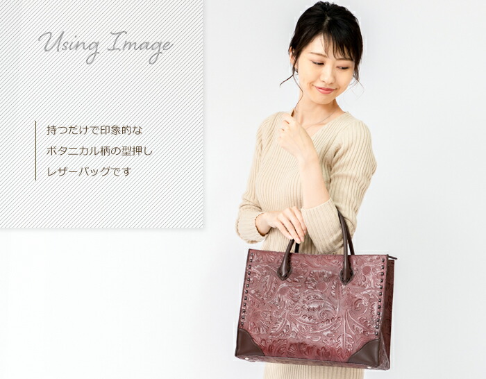 ロラライハリス♡フラワー型押し本革ブラック♡刺繍の肩掛けファスナー