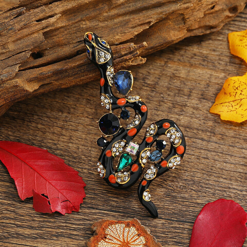 楽天市場】ラッキー アイテム 七宝焼 と スワロフスキー のジュエル