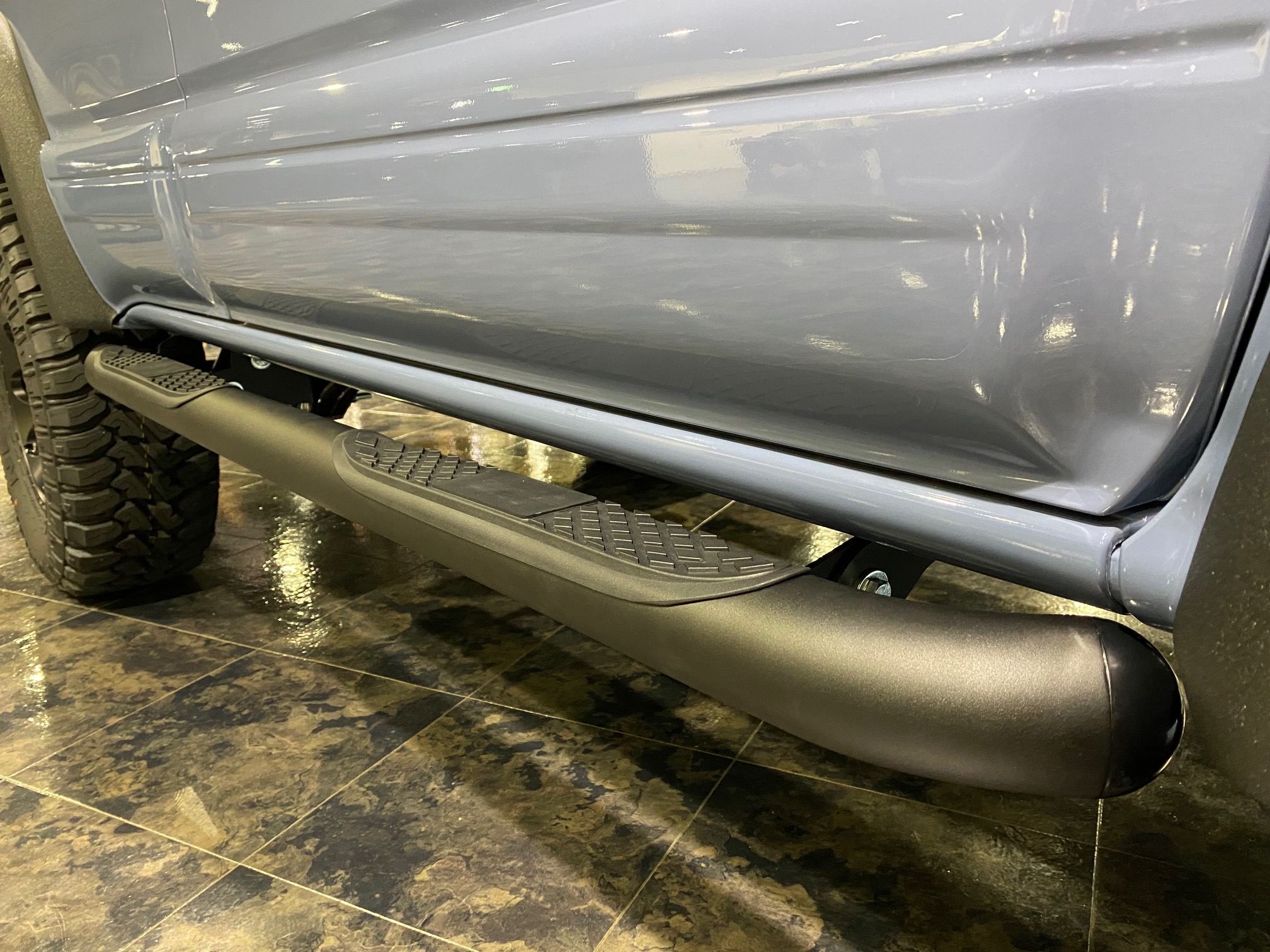 楽天市場】ハイラックスサーフ185専用 チューブステップ ブラック 左右