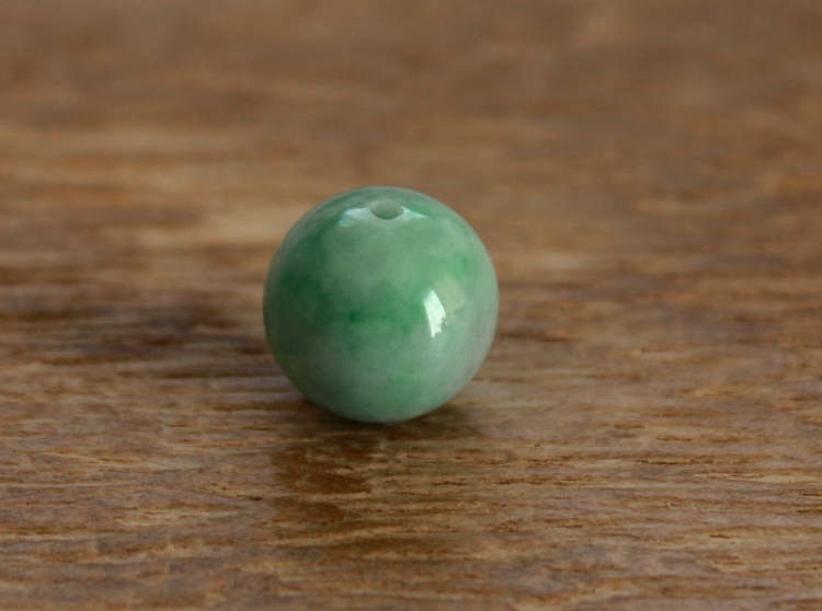 楽天市場】糸魚川翡翠丸玉 MA0306翠雅 作 13mm : 糸魚川ヒスイの店