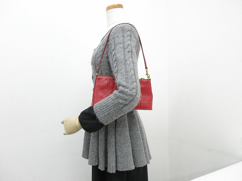 楽天市場】COACH(コーチ) シグネチャー アクセサリーポーチ 7009 赤