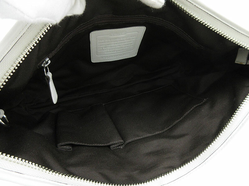 楽天市場】COACH(コーチ) シグネチャー ショルダーバッグ F07077 白