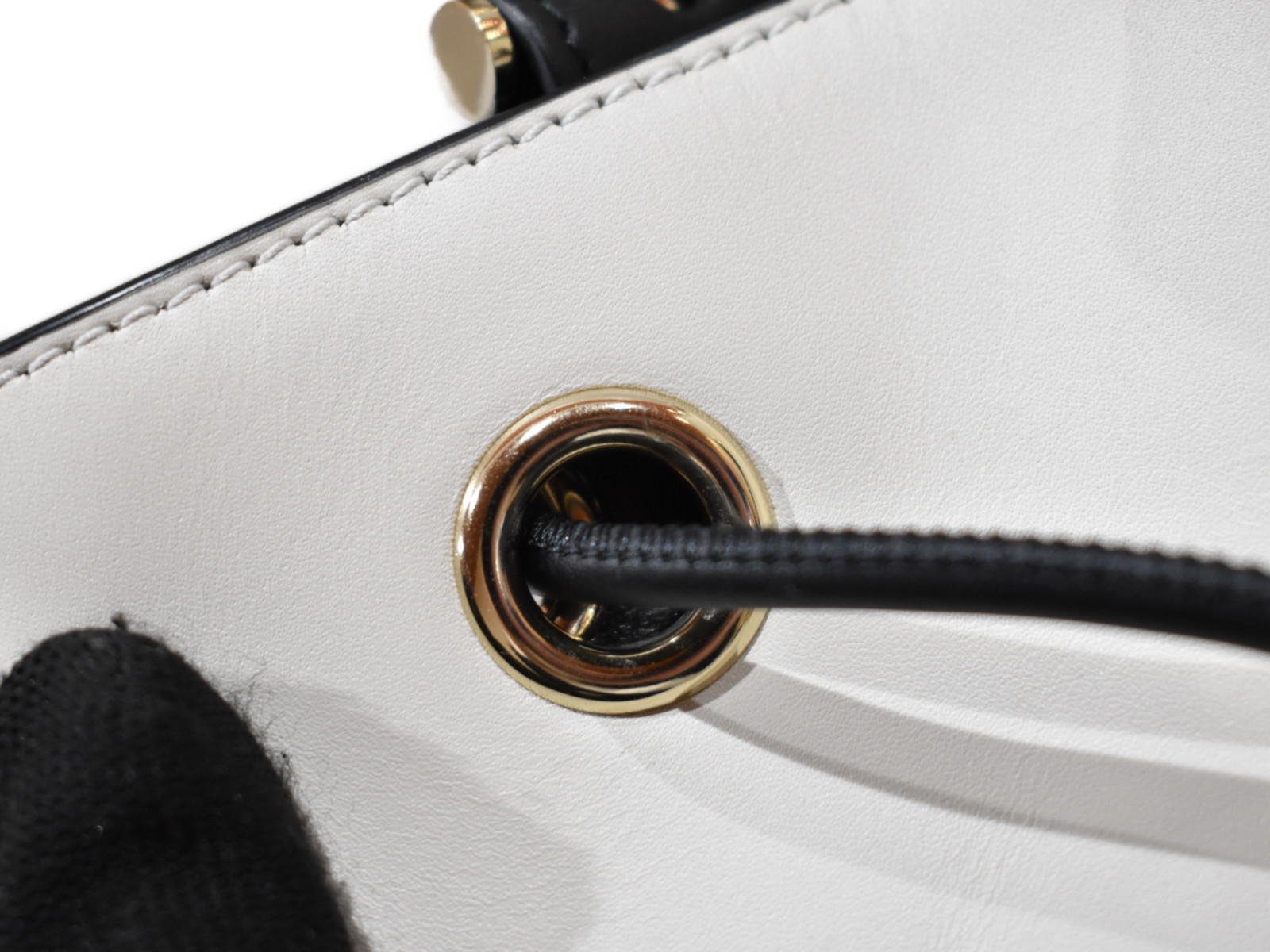 楽天市場】BVLGARI ビーゼロワン バケットバッグ 288210 レザー