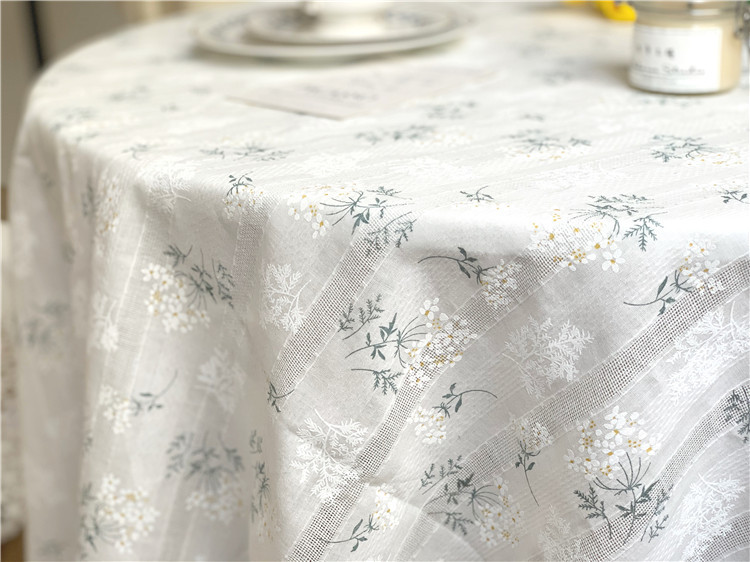 刺繍花柄レーステーブルクロス 165x115cm 刺繍花柄レーステーブル