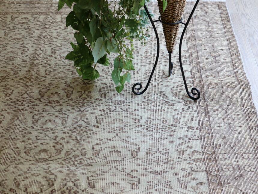 楽天市場】オーバーダイド ヴィンテージラグ ベージュ 276×166cm