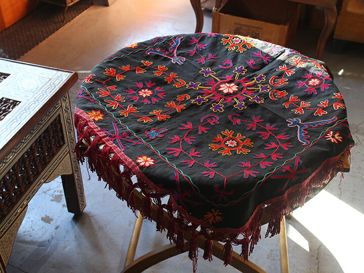 楽天市場】ウズベキスタンの刺繍布・スザンニ（スザニ）小さいピース