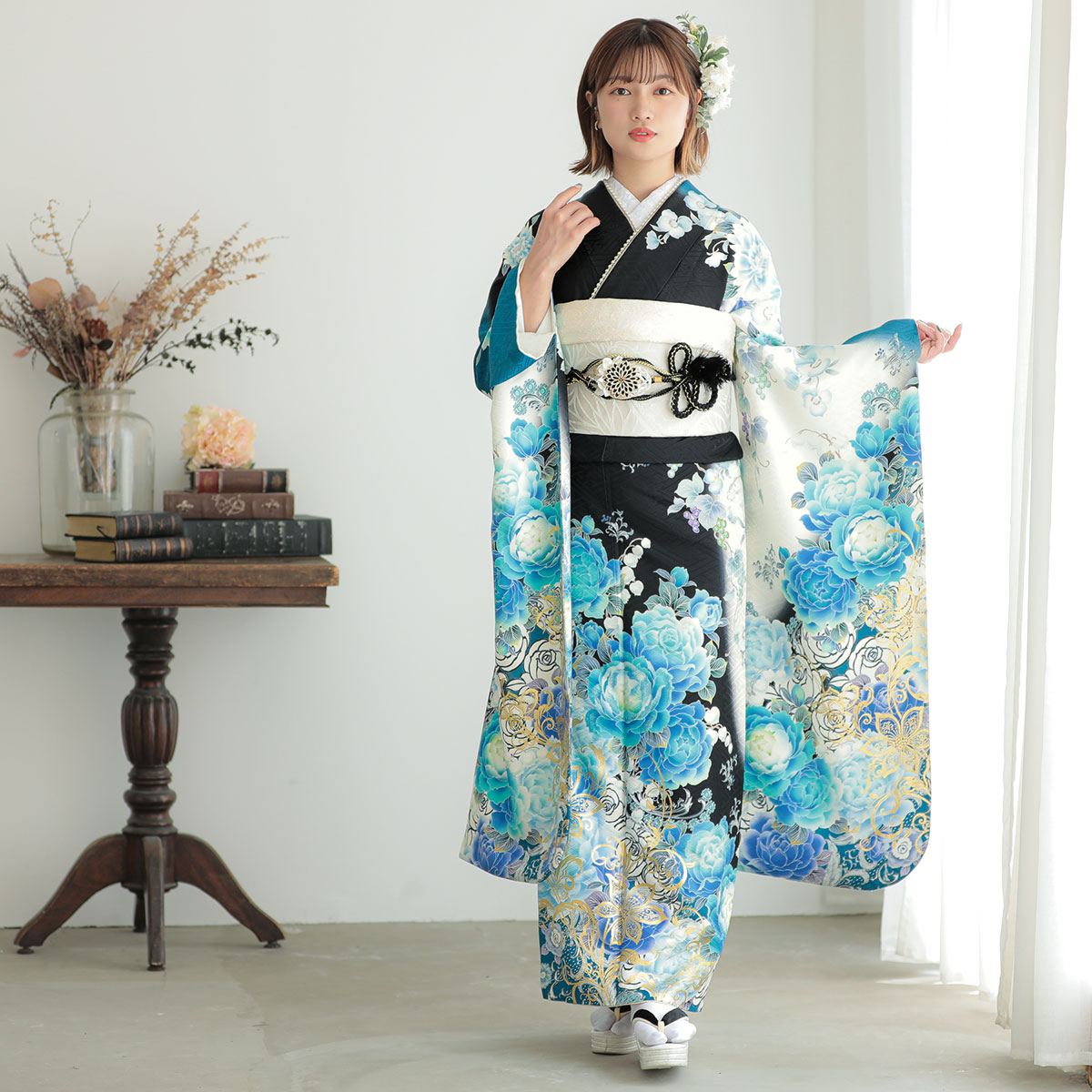 楽天市場】【成人式 振袖 レンタル】RS1497 正絹 白×黒 青い花（絹