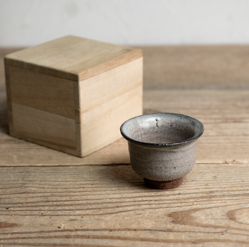 楽天市場】骨董○唐津焼皮鯨ぐい呑み○ | 江戸時代-19世紀頃 | 陶器