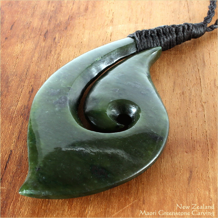楽天市場】ニュージーランド マオリカービング ペンダント 天然石