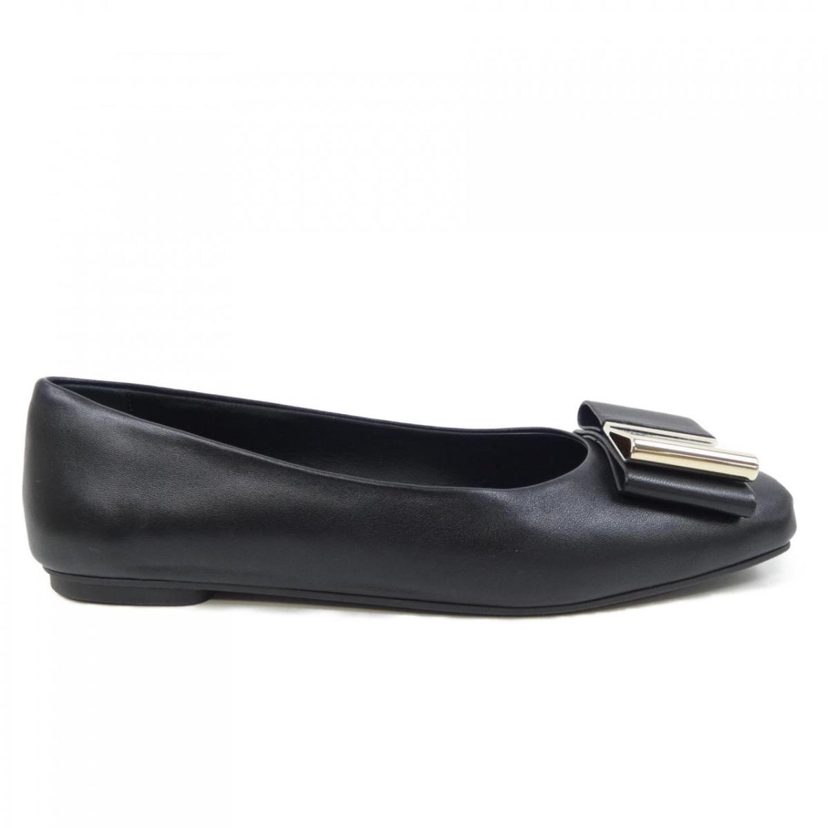 楽天市場】フェラガモ フラットシューズの通販