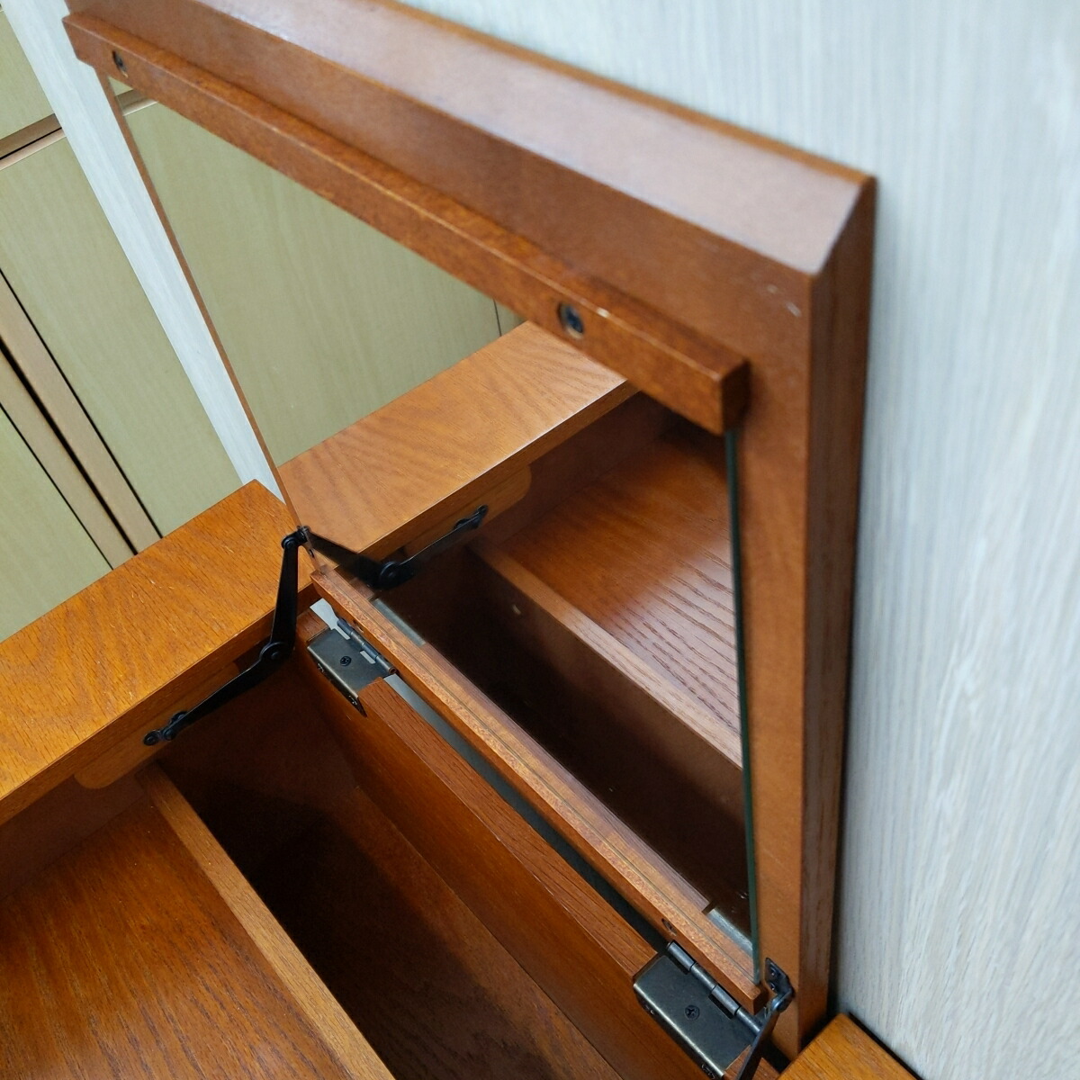 楽天市場】【中古品】niko and ドレッサー/スツール付き リビング