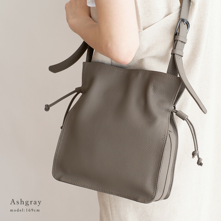 楽天市場】ショルダーバッグ レディース 巾着 バッグ 本革 本牛革 巾着