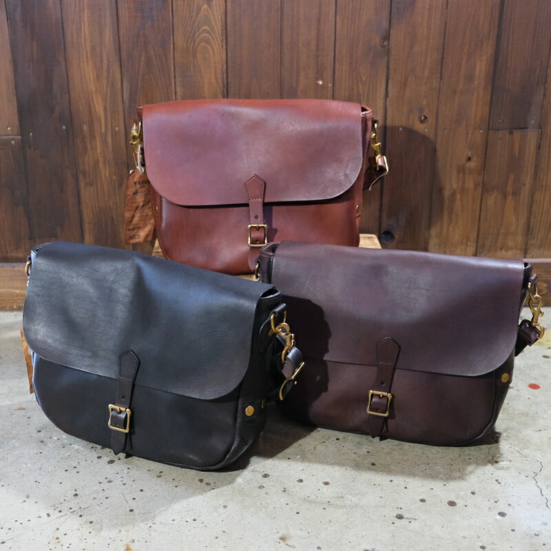 楽天市場】VASCO ヴァスコ【VS-247L】【LEATHER POSTMAN SHOULDER BAG