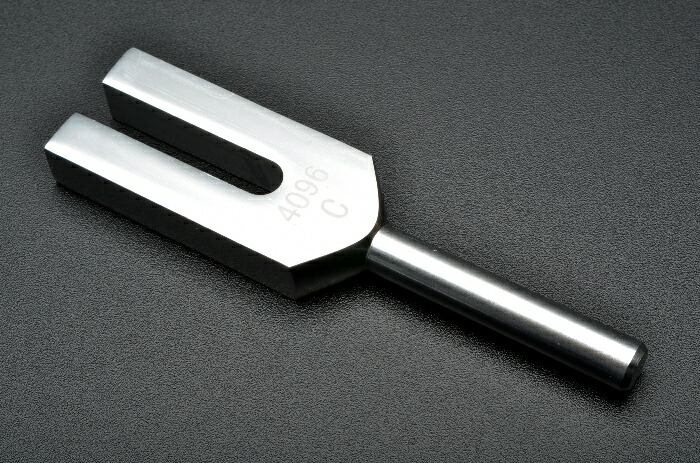 楽天市場】クリスタルチューナー 音叉 4096Hz アクセサリー _R5379-1