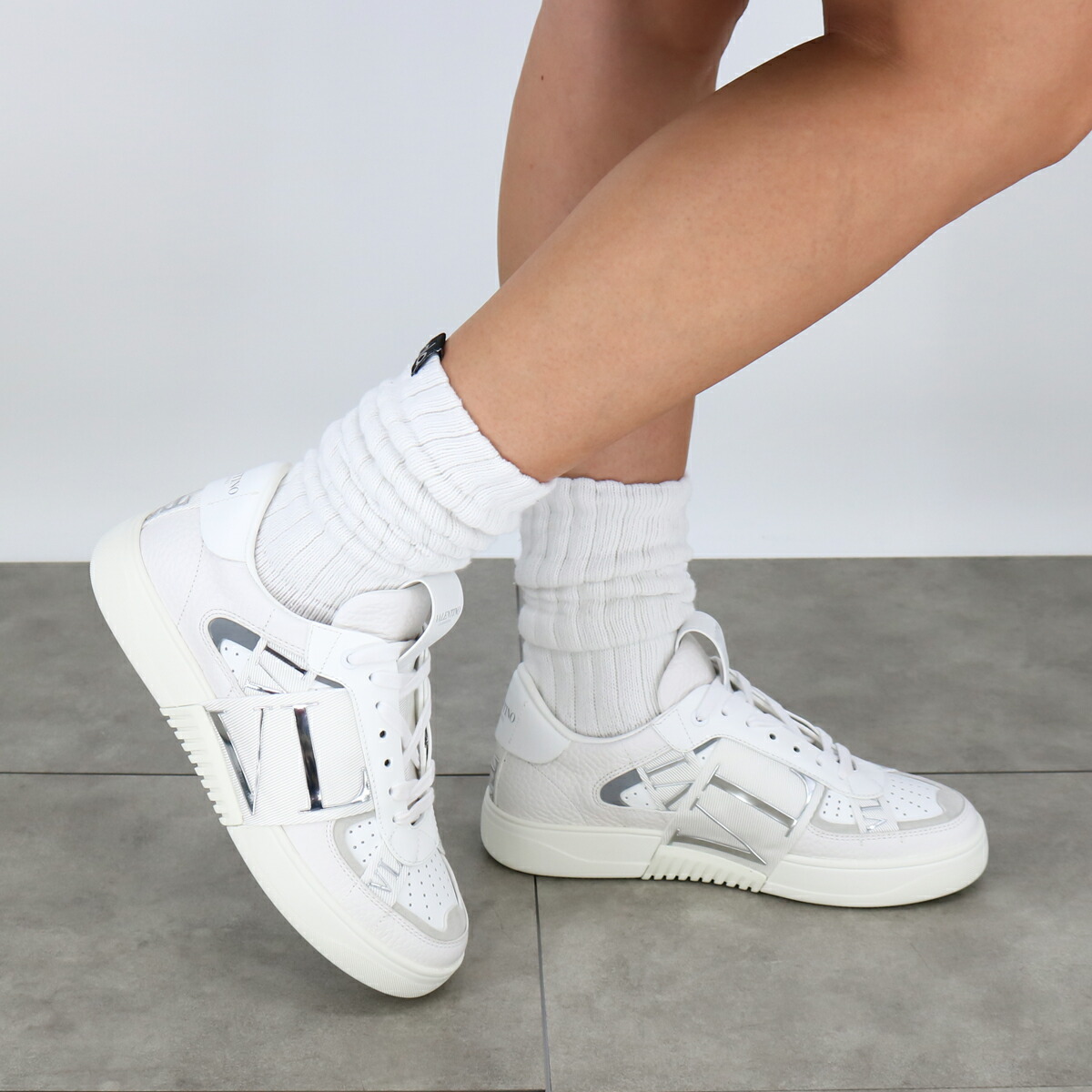 楽天市場】VALENTINO Garavani ヴァレンティノ ガラヴァーニ 1W2S0V66