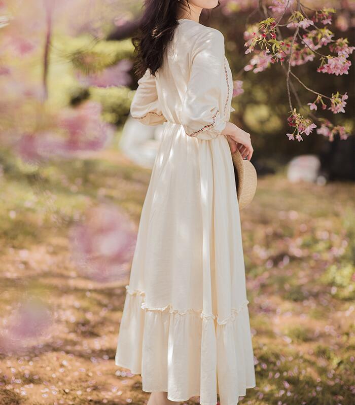 楽天市場】レトロ花柄刺繍マキシ丈ワンピース マキシワンピ パーティー