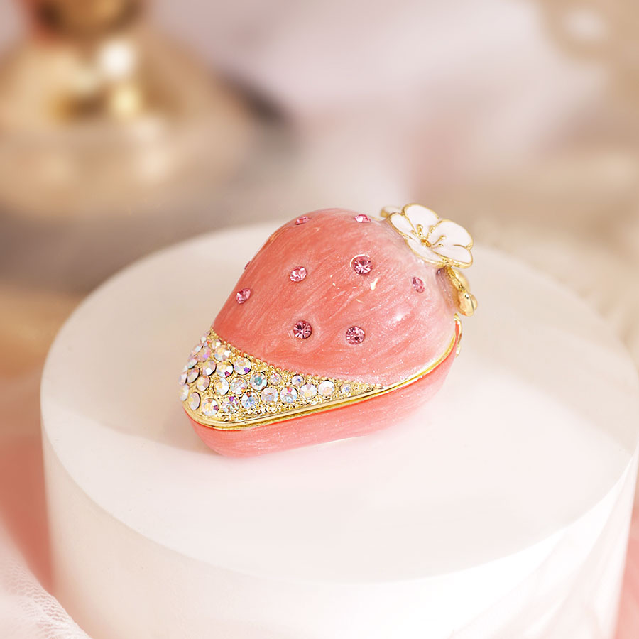 いちごちゃん限定 天然石ビーズブレスギフトボックス付き いちごちゃん