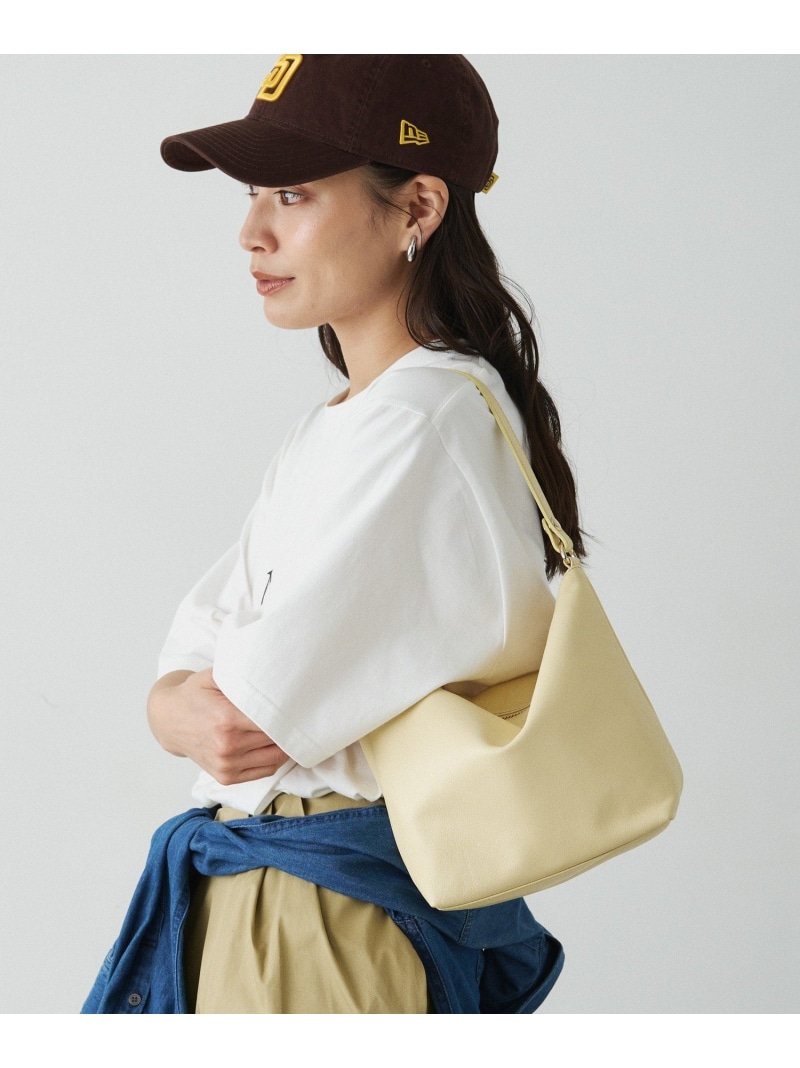 楽天市場】《3/4~価格改定》ソフトレザーシンプルショルダーバッグ