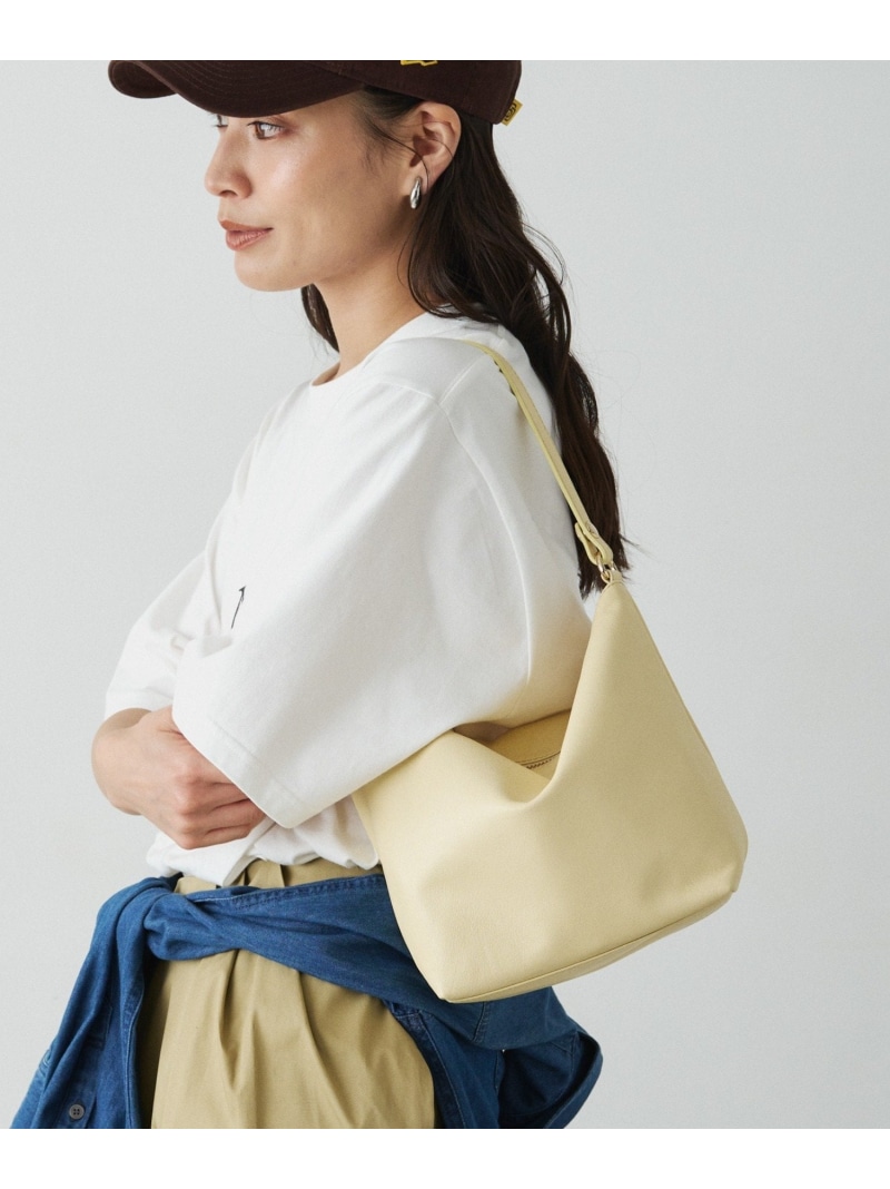 楽天市場】《3/4~価格改定》ソフトレザーシンプルショルダーバッグ