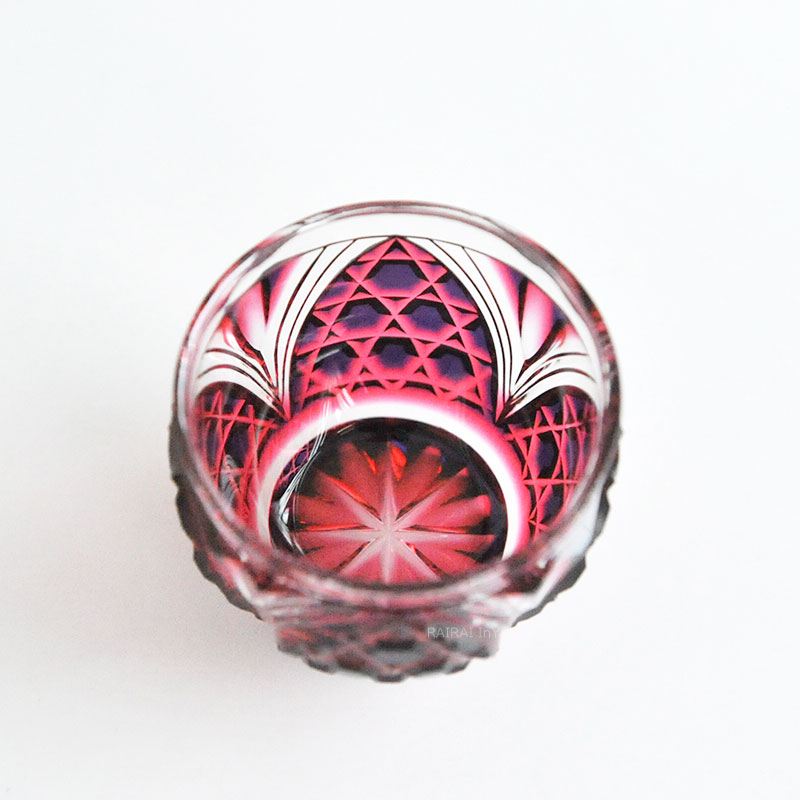 楽天市場】薩摩切子 二色猪口 大 cut208 ルリ金赤 二色衣 二色被せ