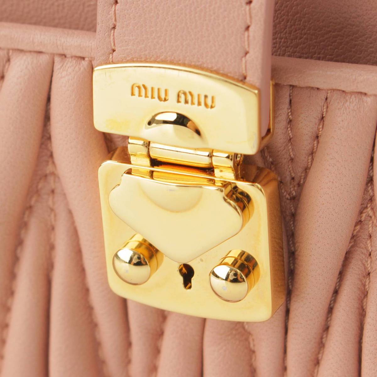 楽天市場】【ミュウミュウ】Miu Miu マテラッセ レザー ショルダー