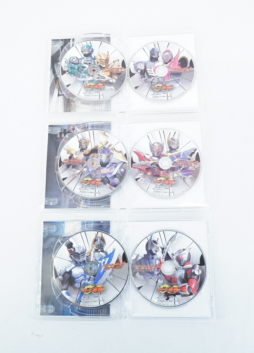 楽天市場】仮面ライダー龍騎 Blu-ray BOX 全3巻 セット 【Blu-ray