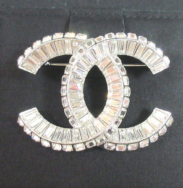 楽天市場】≪ 新品 ≫ CHANEL シャネル ブローチ アクセサリー CC