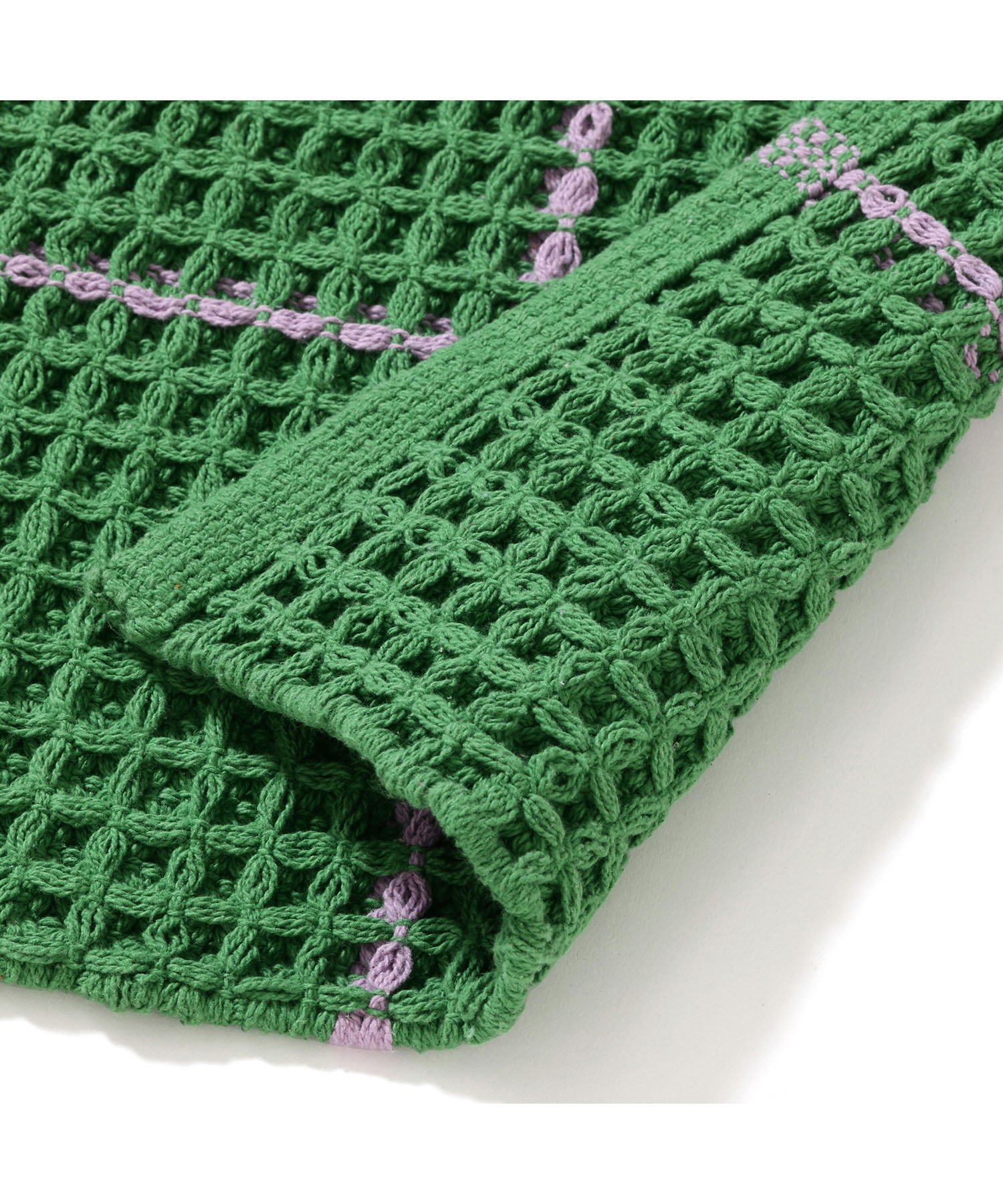 pe2051-01_3.jpg?fitin=140:168&