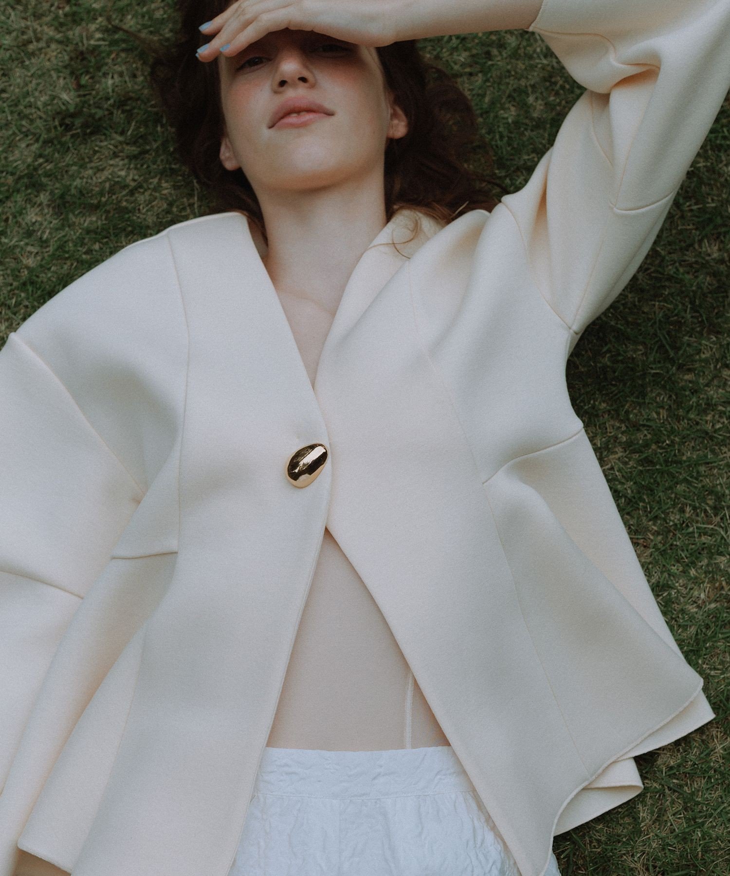 ADAM ET ROPE'｜エッグブローチ付きペプラムカーディガン | Rakuten