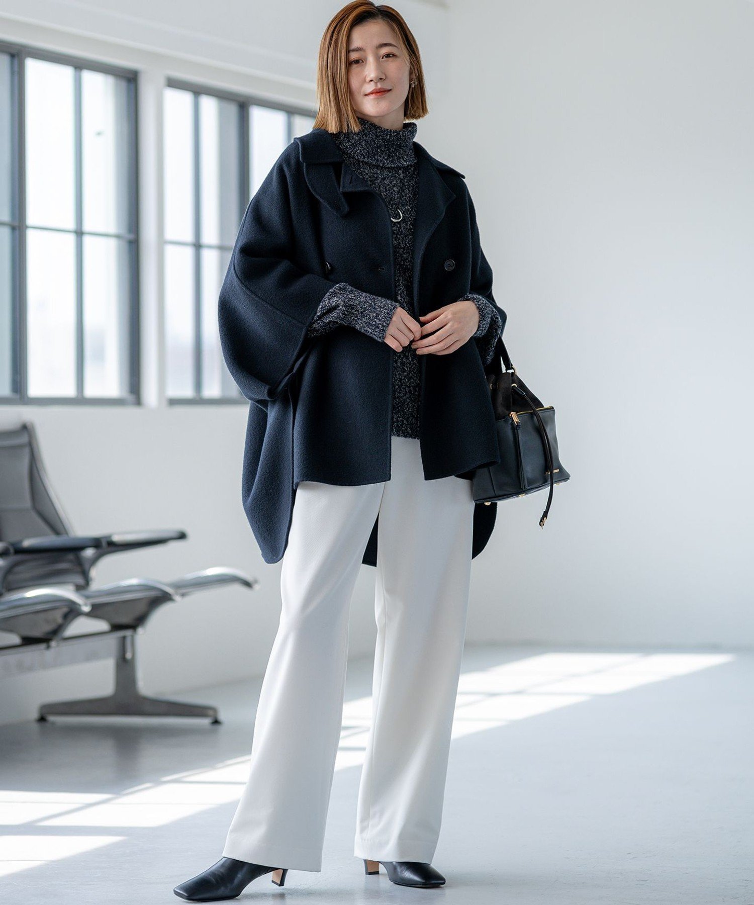 23区｜【見上愛さん着用/Oggi12月号掲載】ウールライトリバー ポンチョ