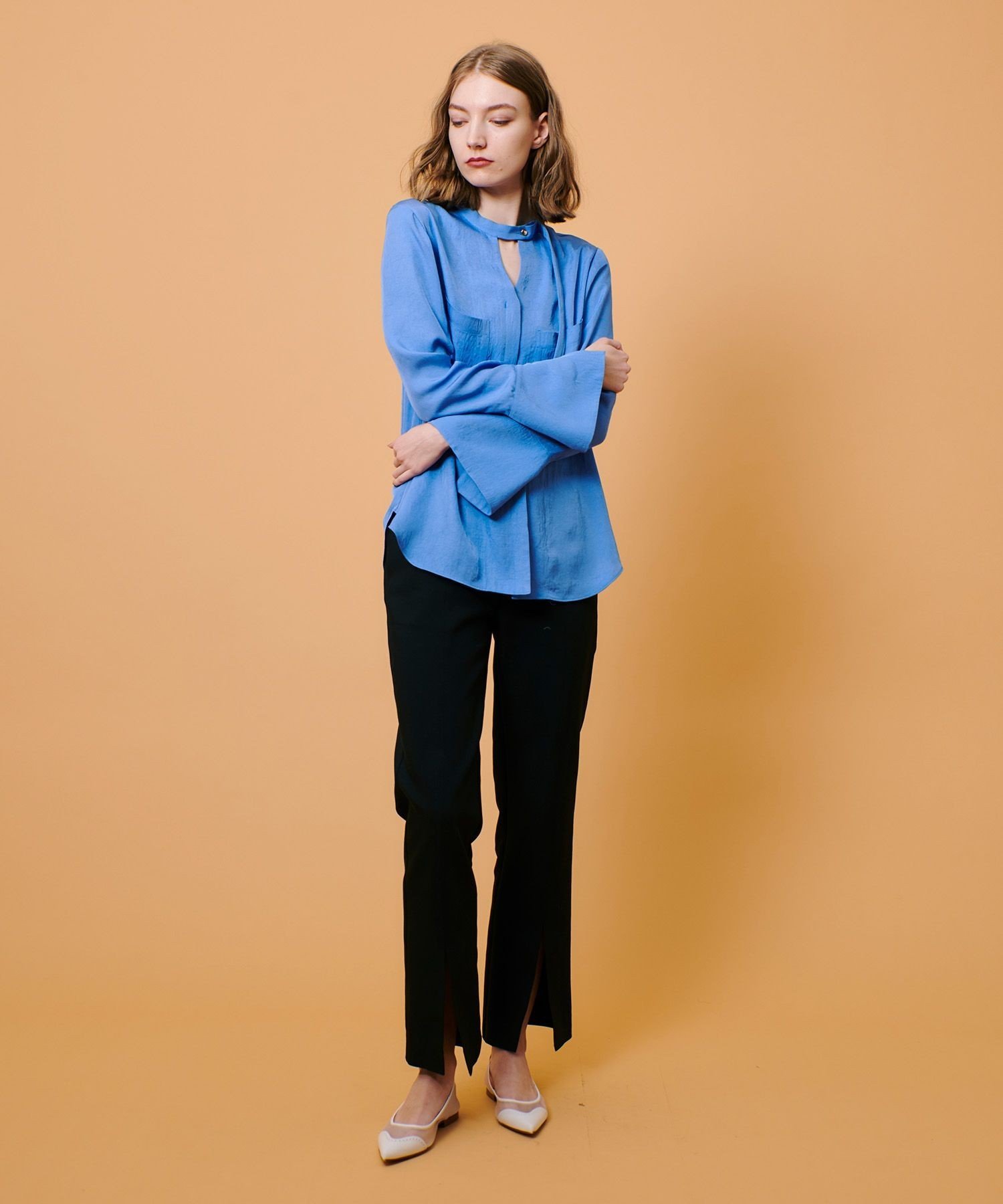 allureville｜フリュイドオーバーラップブラウス | Rakuten Fashion