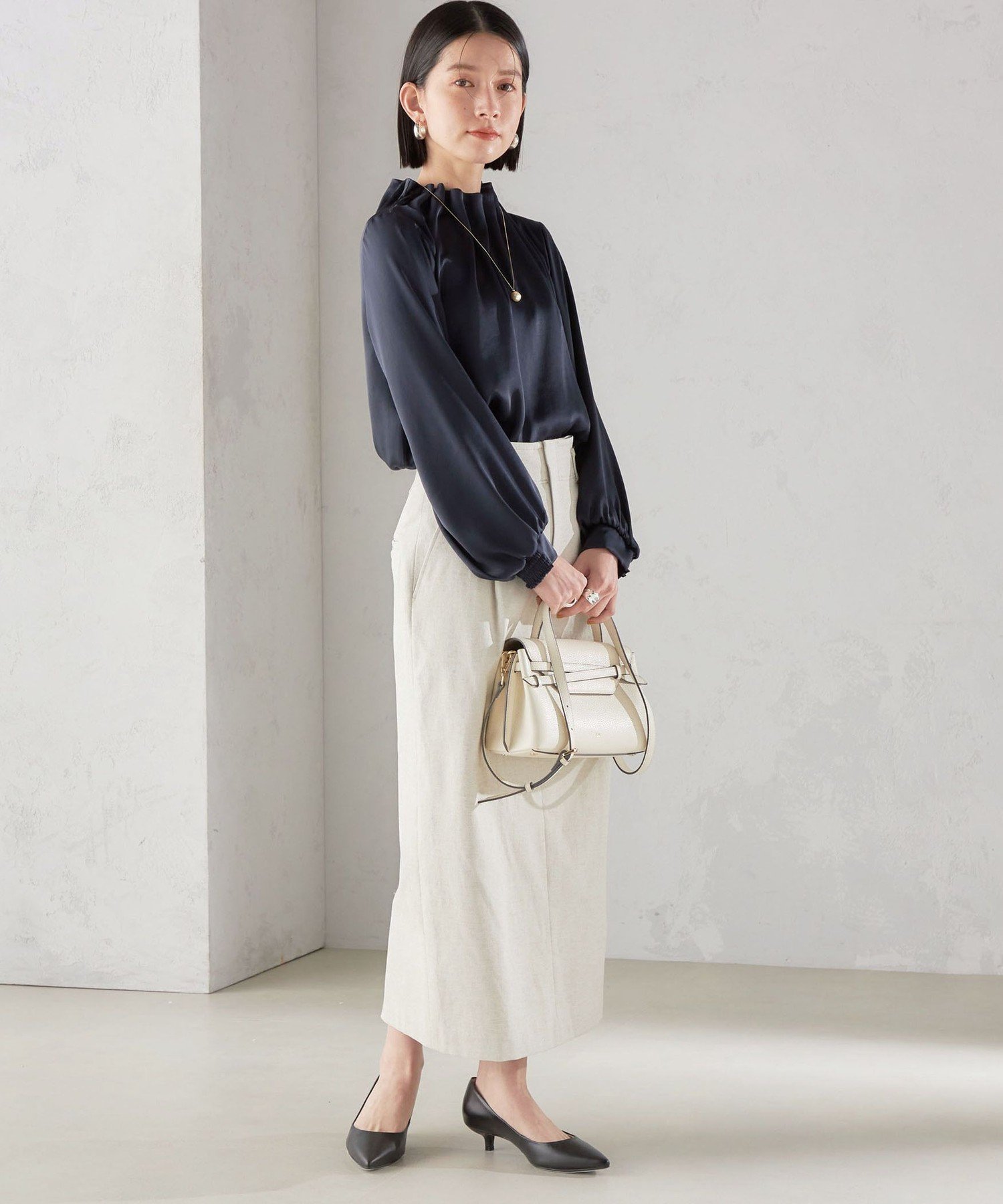 ships ビンテージサテンギャザーネックブラウス SHIPS（シップス） ブラウス シャツ 「一部WEB限定」「手洗い可能