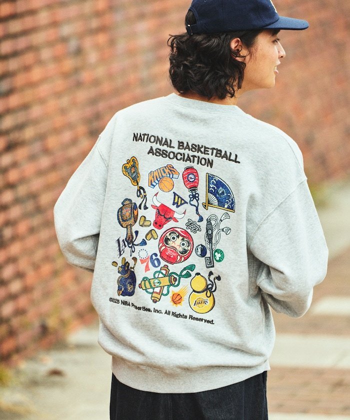FREAK'S STORE｜NBA 別注 和柄ランダムロゴ クルーネックスウェット