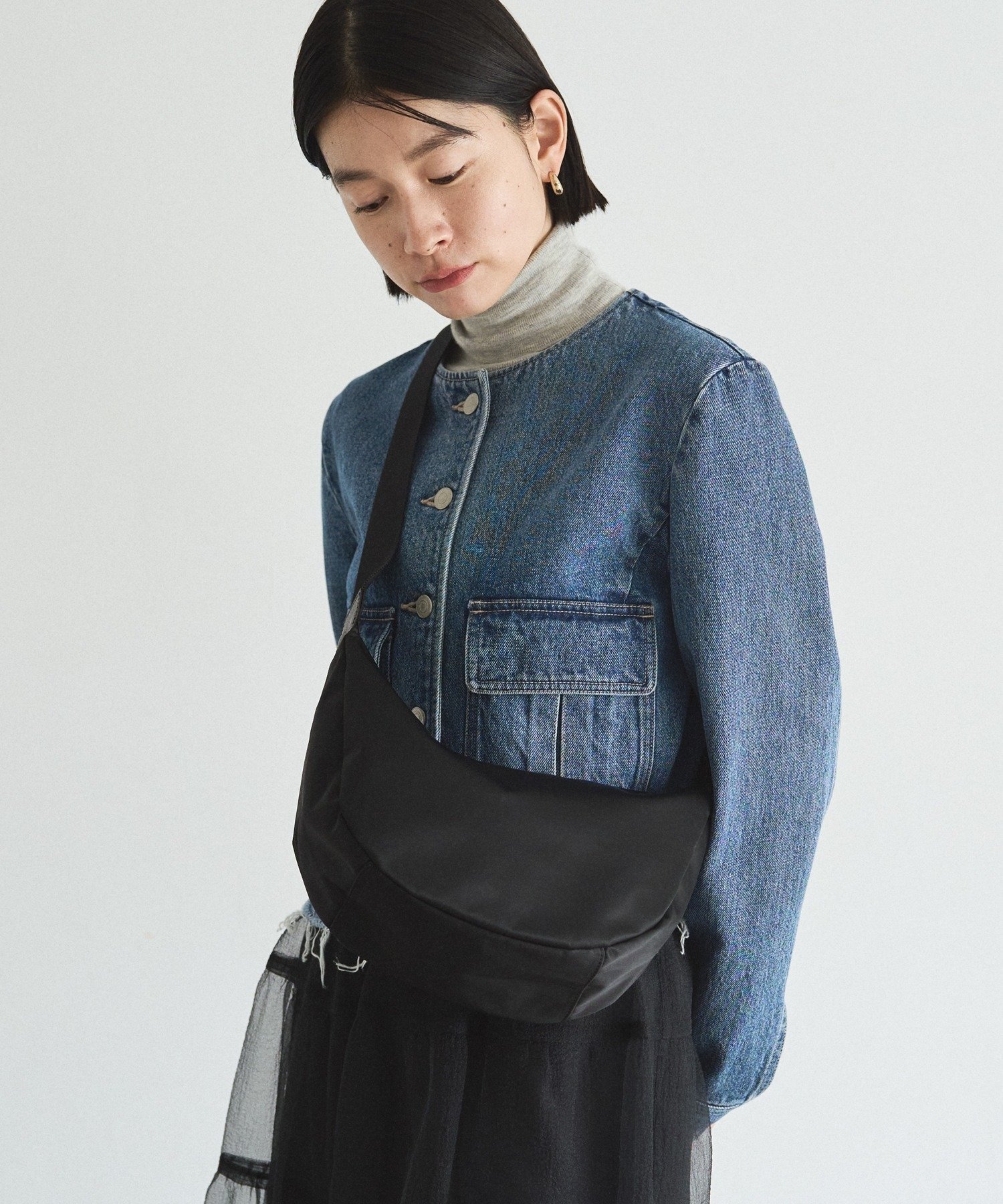 russet｜《3/4~価格改定》クラウズナイロンラウンドショルダーバッグ