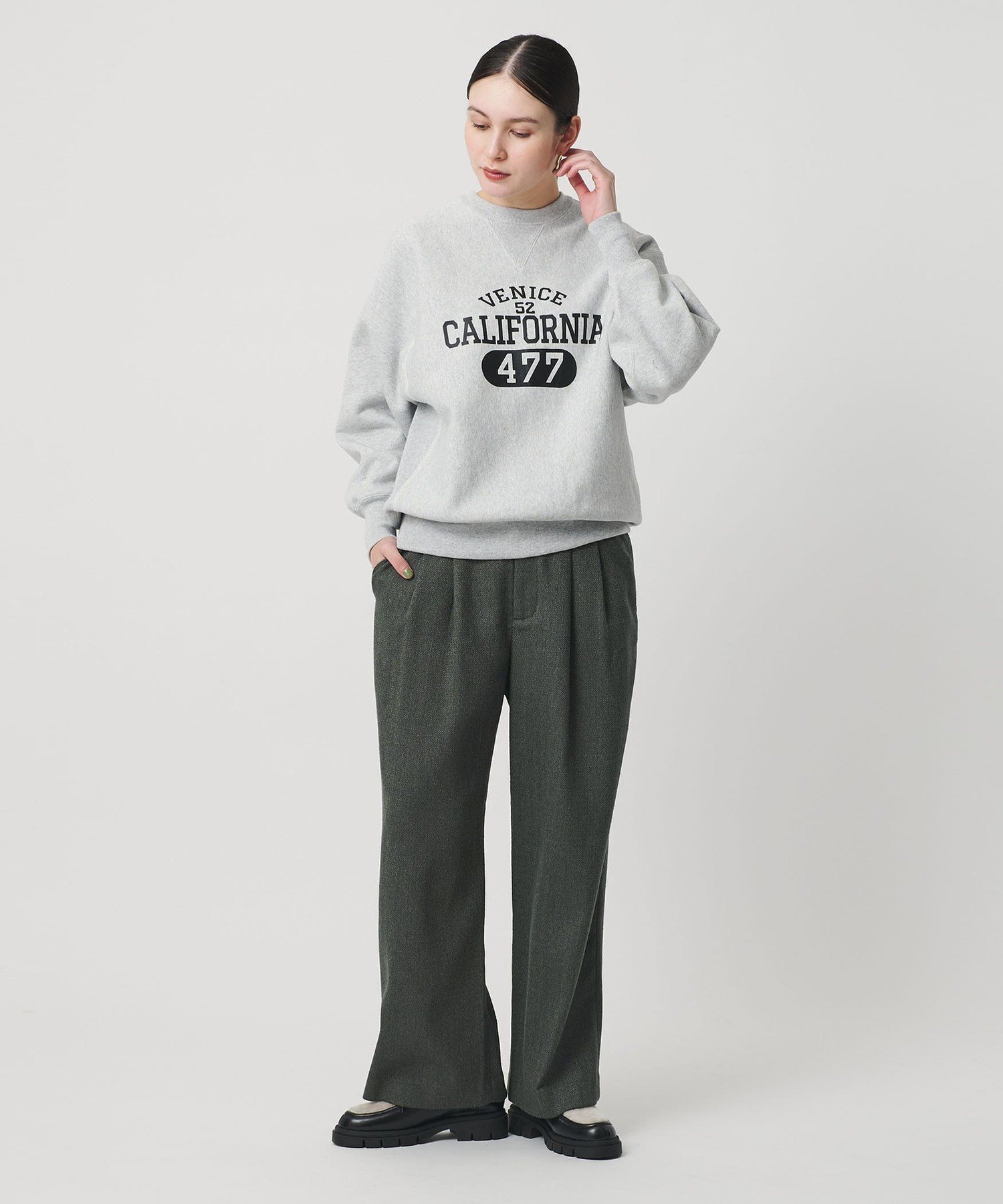ビューティアンドユース 別注Champion プリント スウェットプルオーバー BEAUTY&YOUTH UNITED ARROWS｜【別注】<Champion>プリント スウェット