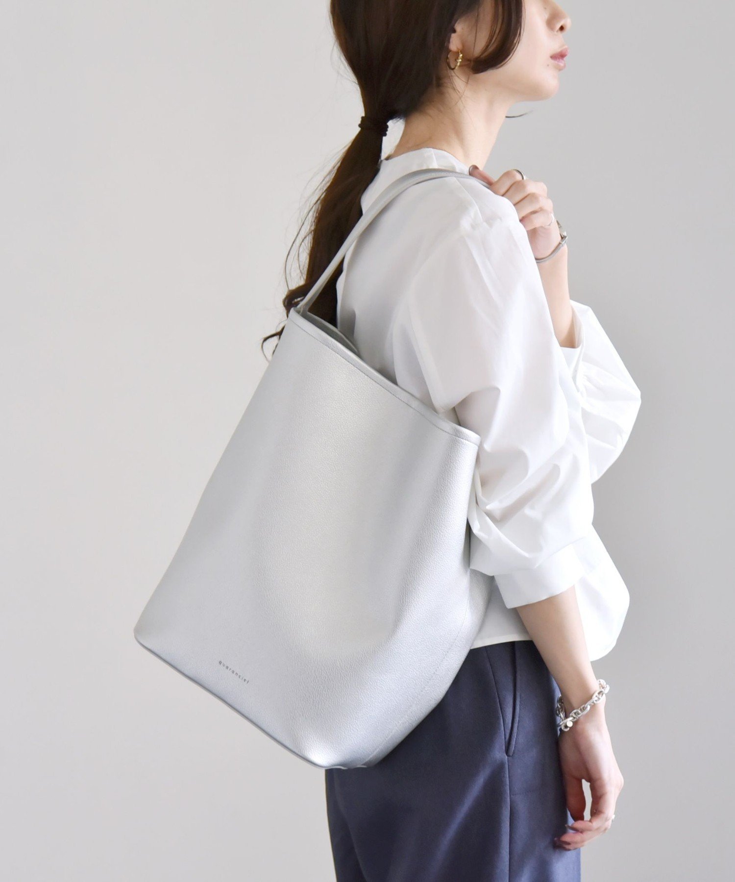 SHIPS｜quaranciel: ワンハンドル バケツ トート バッグ(A4対応