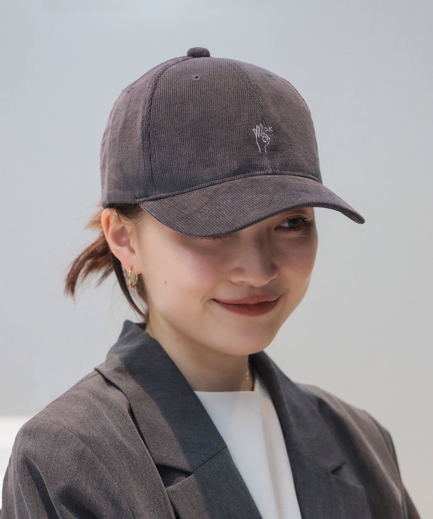 BEAMS HEART｜ハンドサイン 細コーデュロイ キャップ 25AW ギフト