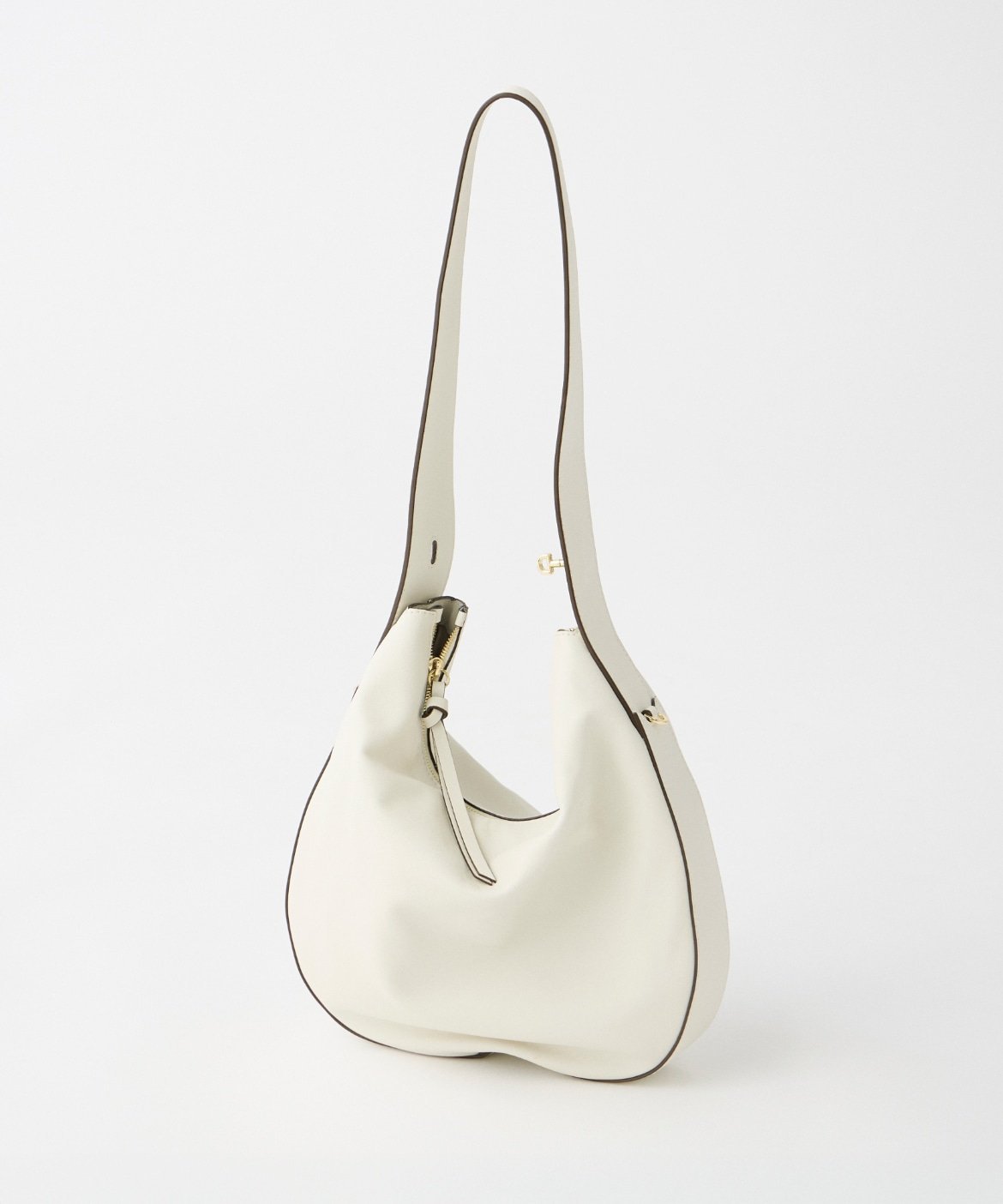 INED｜《SUPERIOR CLOSET》ソフトレザーラウンドバッグ《LORISTELLA