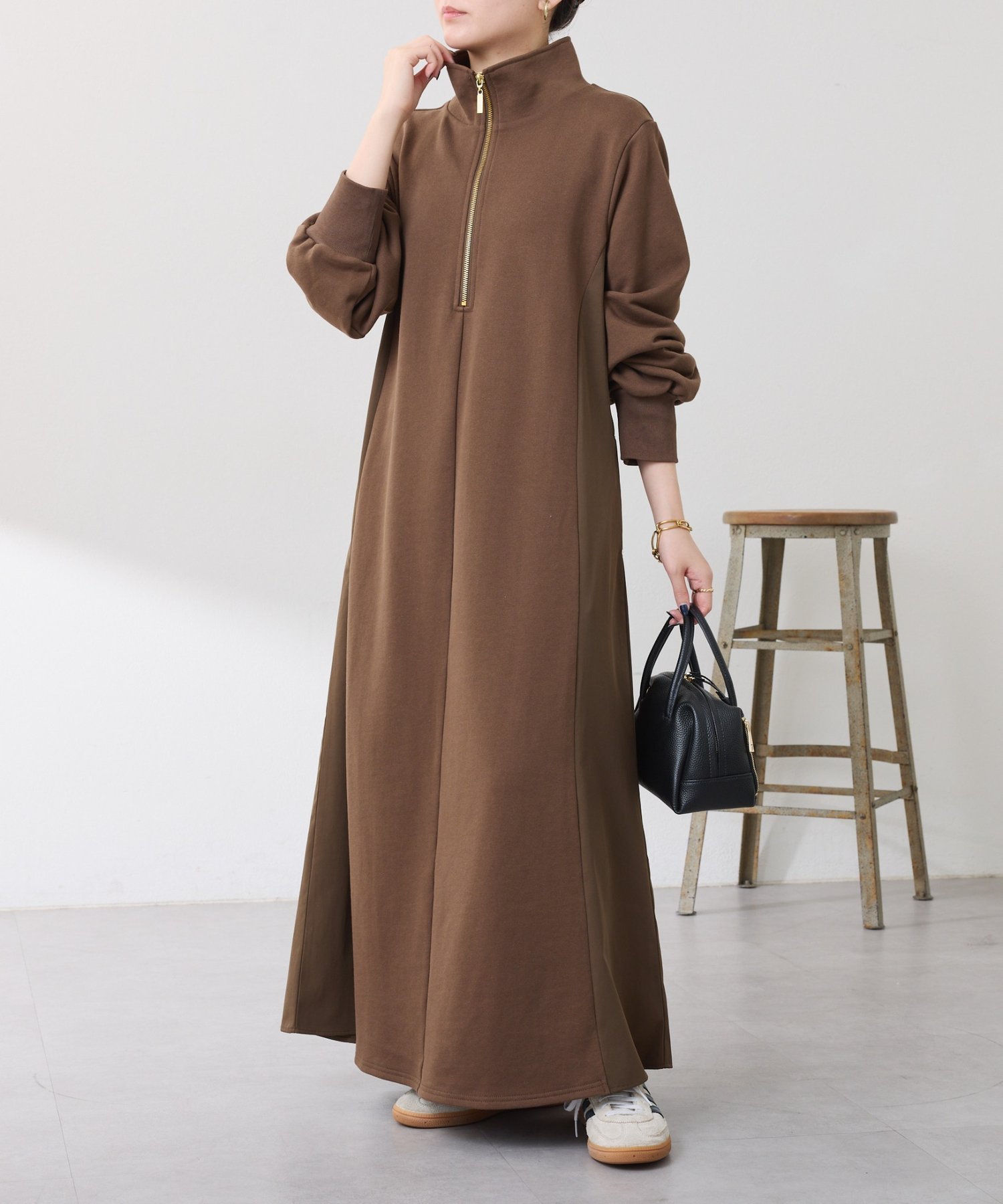 COLLAGE GALLARDAGALANTE｜異素材ドッキングハーフジップワンピース