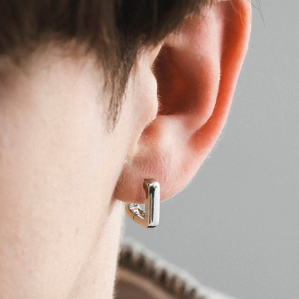 4℃｜【4°C HOMME+】 シルバー フープ ピアス/片耳用 | Rakuten Fashion