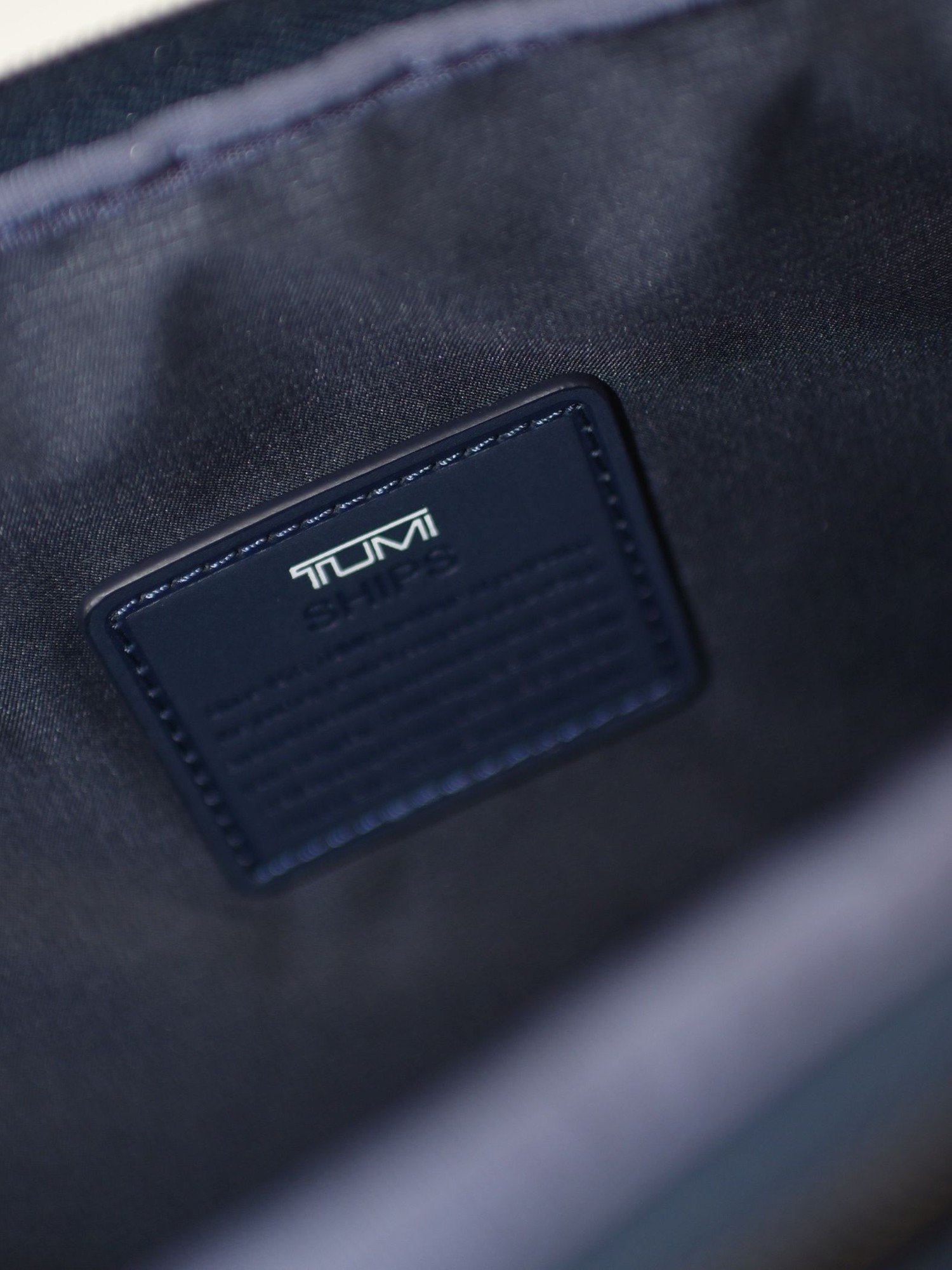 SHIPS｜【SHIPS別注】TUMI:ラージ(PC15インチまで)・ラップトップ