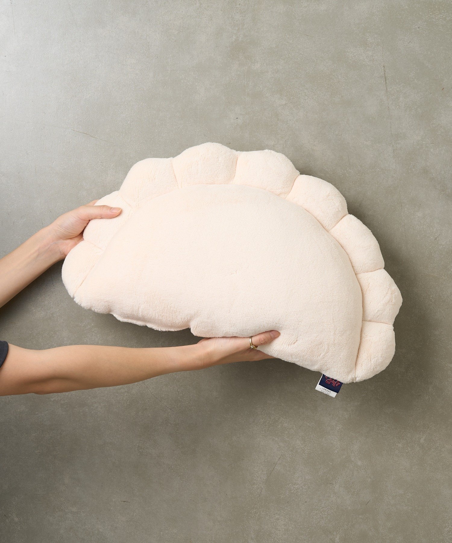 BIRTHDAY BAR｜好吃 餃子クッション | Rakuten Fashion(楽天