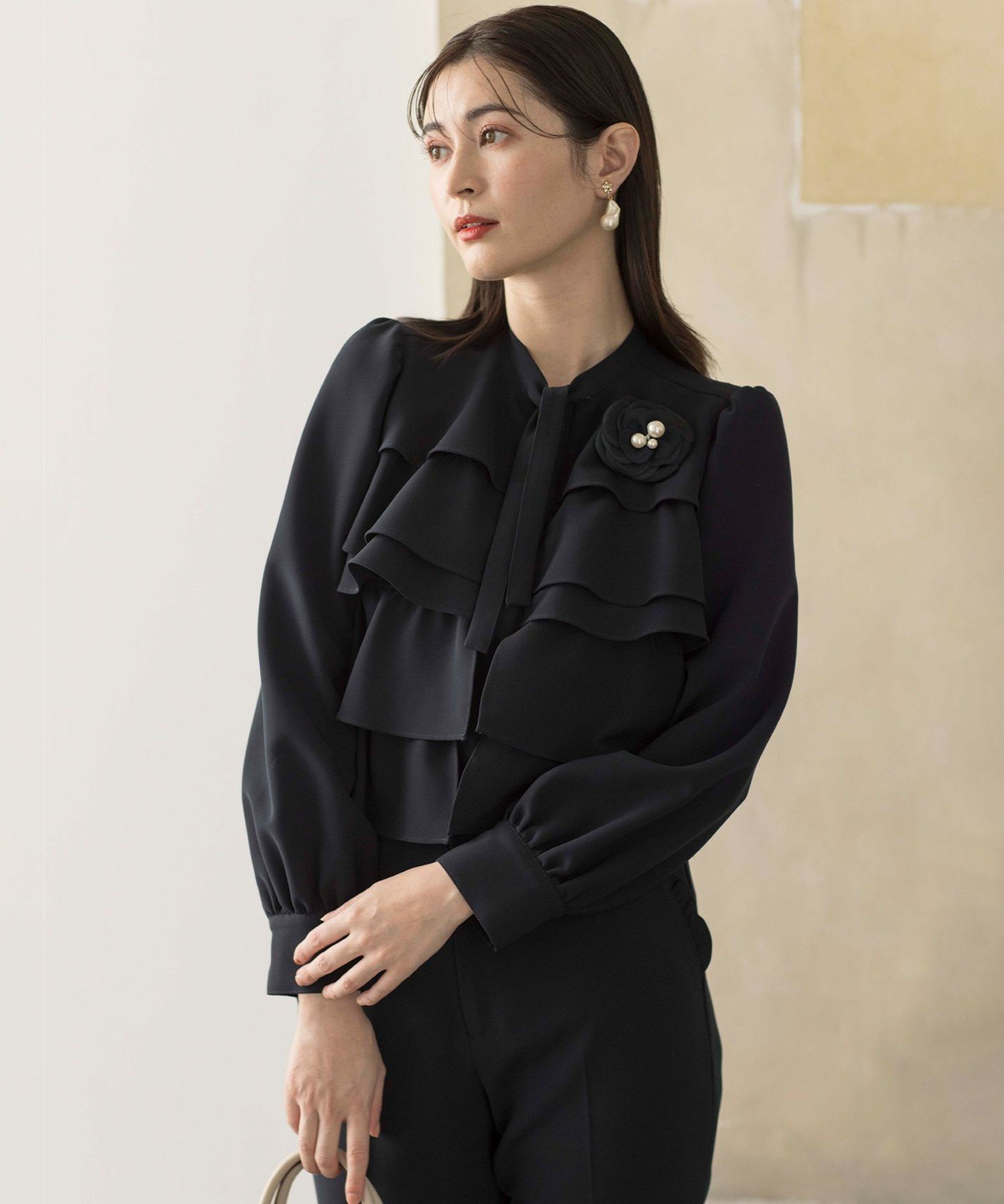 組曲｜【VERY3月号掲載・KUMIKYOKU NAVY】コンフォータブルドレープ