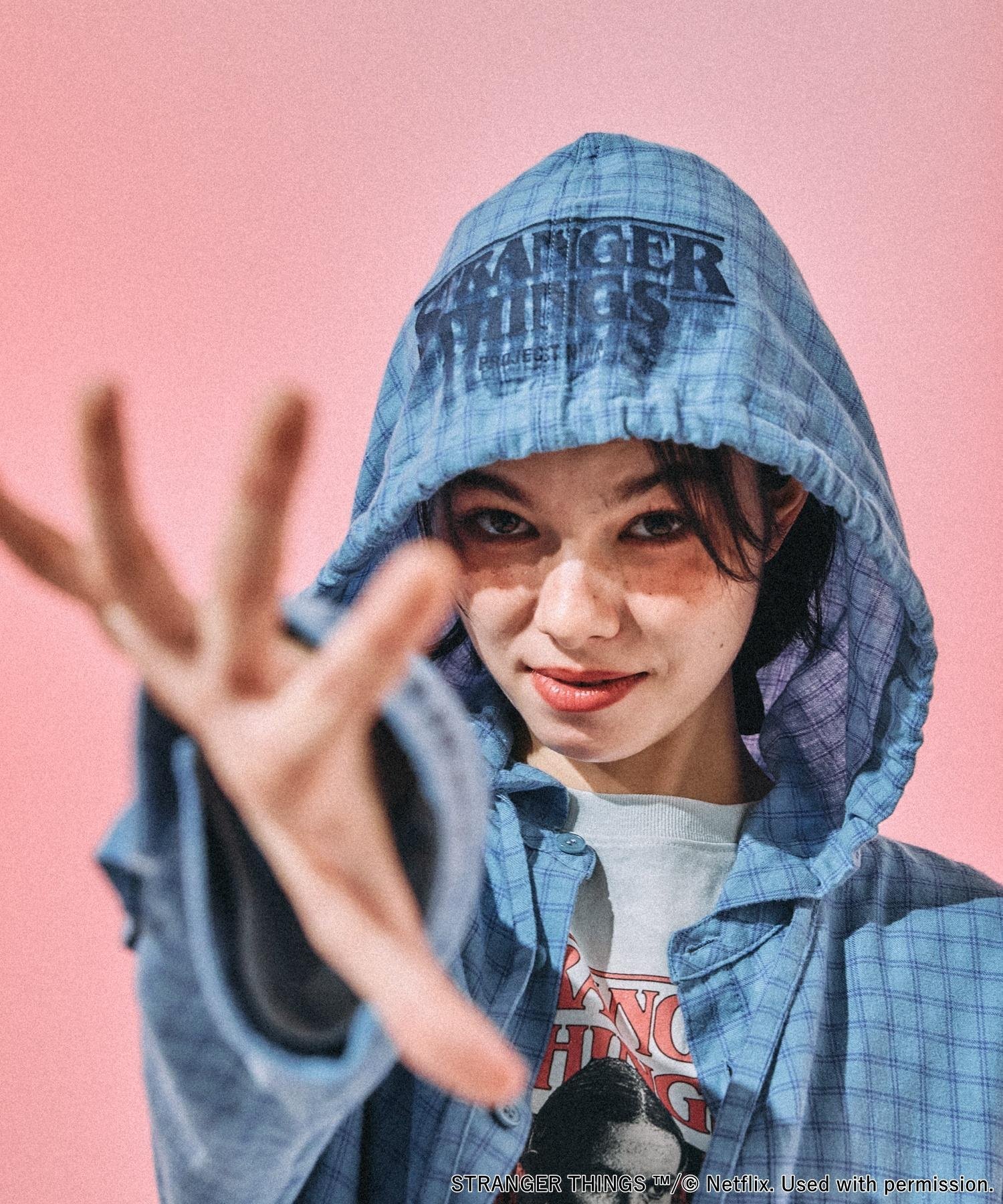 niko and ｜【STRANGER THINGS】コラボ チェックフードシャツ